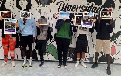 El IES DORAMAS envía postales solidarias a diferentes entidades del municipio canario de Moya para agradecer sus servicios
